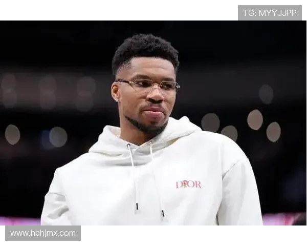 字母哥表达对切尔西女足的热情与参与球队运营的愿望